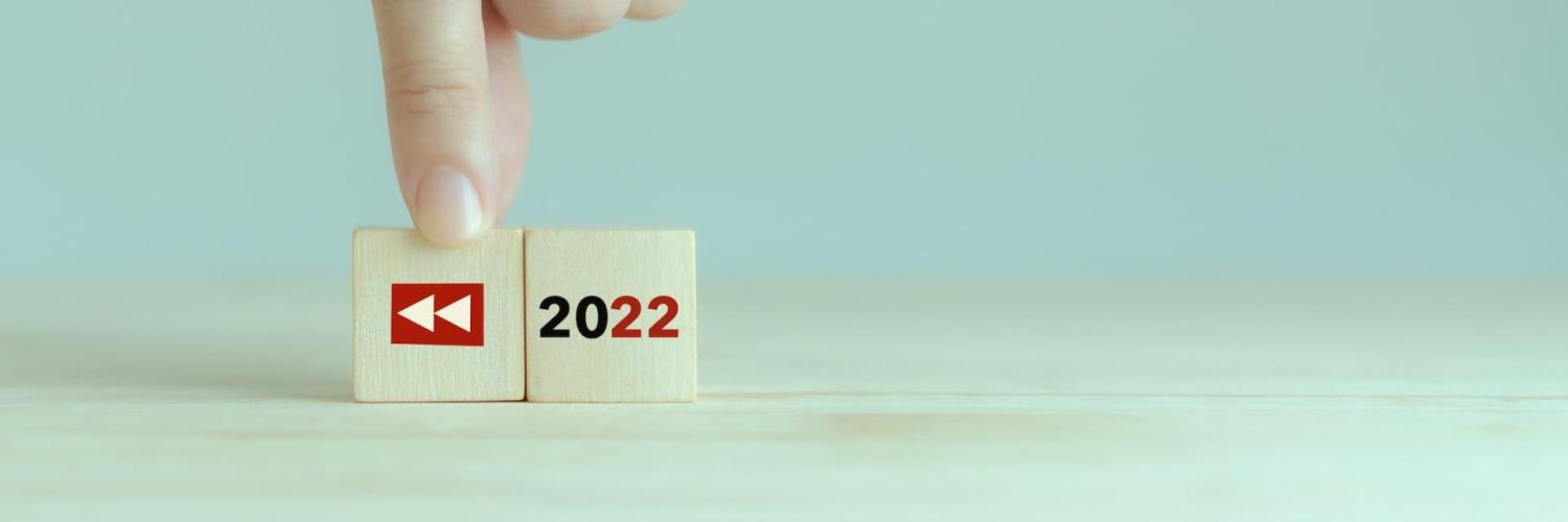 Bouton marche arrière sur l’année 2022