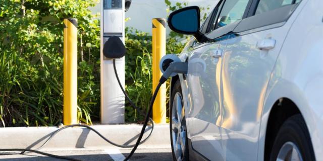 pdr_1_les_bornes_de_recharges_electriques