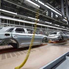 usine production véhicules